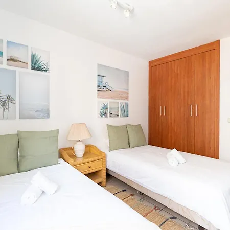 Apartament Apartamento Con Terraza Y Piscina A 500M Playa De Esquinzo